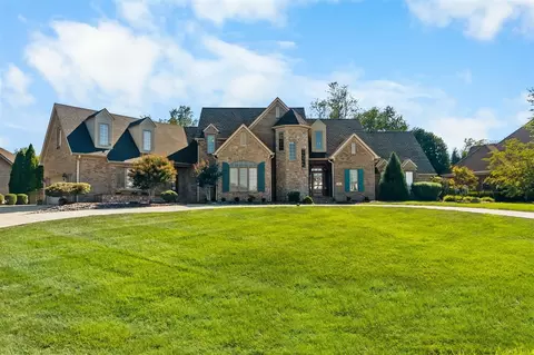 54 Talbott Dr, Bowling Green, KY 42103
