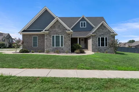 8682 Pebblestone Ln, Alvaton, KY 42122