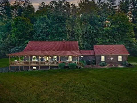 579 Spoon Branch Rd, Burkesville, KY 42717