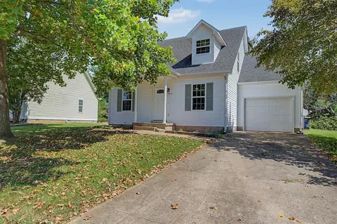 272 Rosie St, Bowling Green, KY 42103