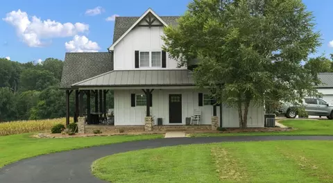 111 Paul Burba Rd, Mammoth Cave, KY 42259