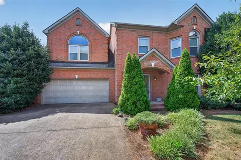 1104 St Andrews Cir, Bowling Green, KY 42103