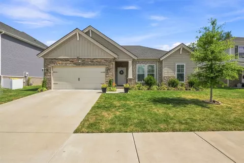 811 Lily St, Bowling Green, KY 42104