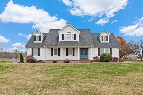 2330 Meng Rd, Bowling Green, KY 42104