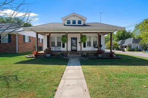 416 W Maple St, Scottsville, KY 42164