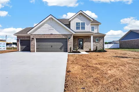 1297 Warrior Ln, Bowling Green, KY 42104