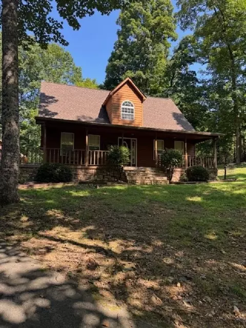 142 Hidden Hollow Rd, Burkesville, KY 42717
