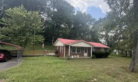 817 W Oliver St, Scottsville, KY 42164
