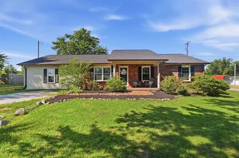 800 Old Gallatin Rd, Portland, TN 37148