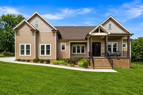 716 Butler Rd, Portland, TN 37148