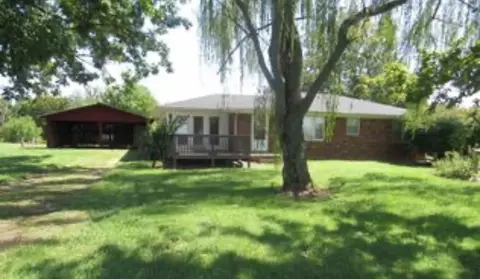 3225 Mitchell Weaver Rd, Scottsville, KY 42164