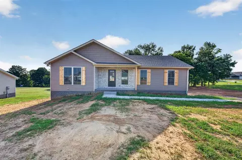 278 Walnut Grove Dr, Smiths Grove, KY 42171