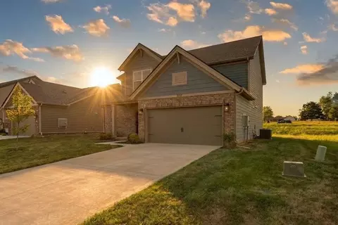 9312 Woodgate Cir, Alvaton, KY 42122