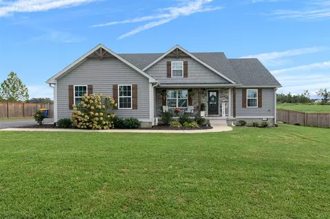 280 Greenbriar Ln, Smiths Grove, KY 42171