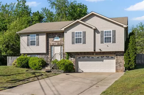 3443 Queensbury Rd, Clarksville, TN 37042