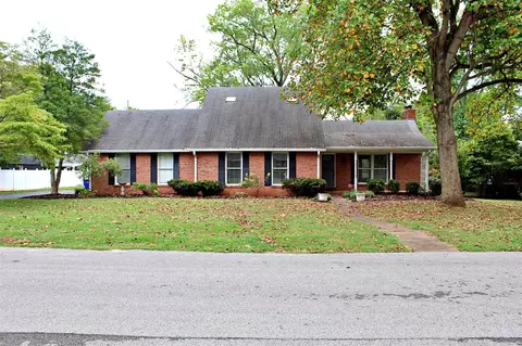 662 Windmill Cir, Bowling Green, KY 42104