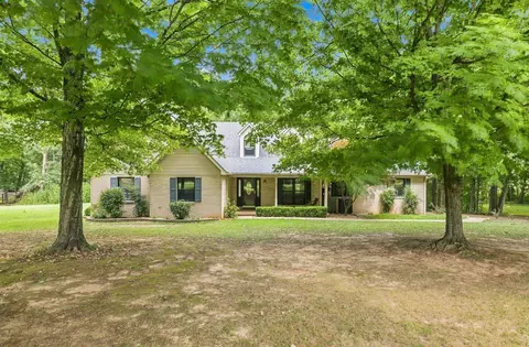 1314 Holland Brothers Rd, Woodburn, KY 42170