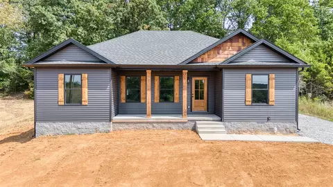 2588 Lewisburg Rd, Russellville, KY 42276