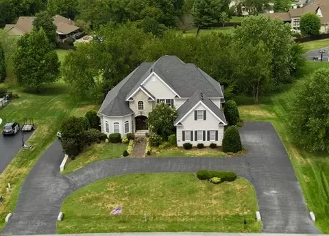 1630 Dunlaney Way, Bowling Green, KY 42103