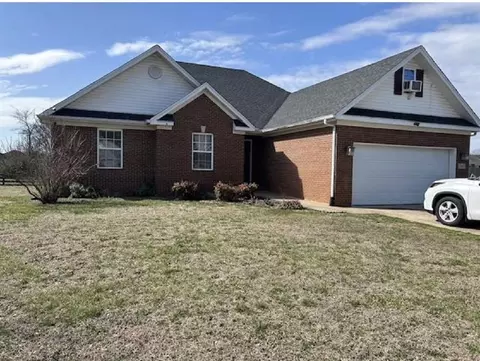 741 Sugarberry Ave, Bowling Green, KY 42104