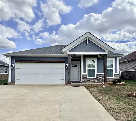 733 Kobus St, Bowling Green, KY 42104