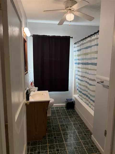 Bath - 208 E Third St, Perryville, KY 40468 photo 1 of 3