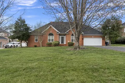 2941 Meadow Ridge Ct, Bowling Green, KY 42104
