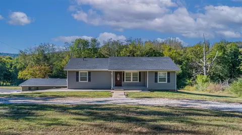 1021 N Campbell Rd, Bowling Green, KY 42101