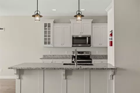 Kitchen - 508 Fox Ridge Way, Franklin, KY 42134 photo 4 of 4