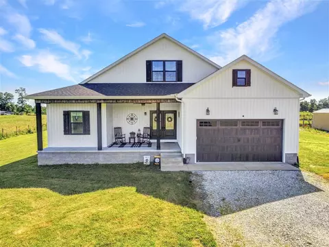 4378 Lewisburg Rd, Russellville, KY 42276