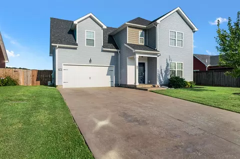 7190 Centerstone Dr, Bowling Green, KY 42101