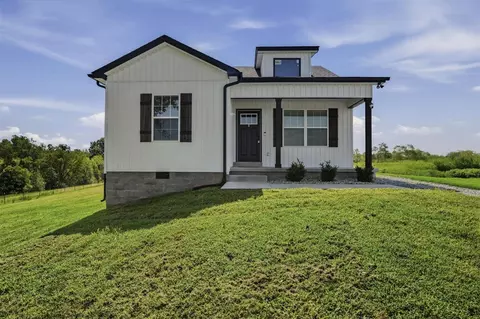 887 Union Chapel Rd, Scottsville, KY 42164
