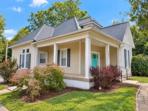 Exterior - 403 Cedar St, Franklin, KY 42134 photo 4 of 16