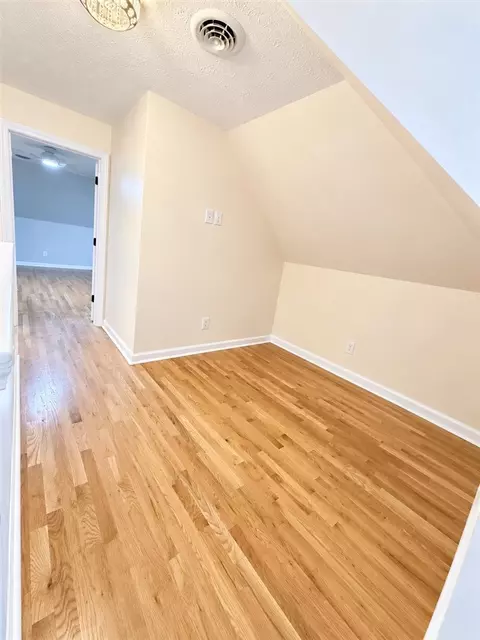 Bedroom - 403 Cedar St, Franklin, KY 42134 photo 6 of 9
