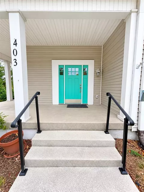 Exterior - 403 Cedar St, Franklin, KY 42134 photo 8 of 16