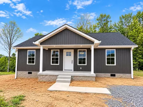2620 Dover Church Rd, Scottsville, KY 42164