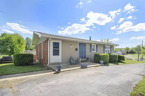 305 Sunrise Ave, Horse Cave, KY 42749