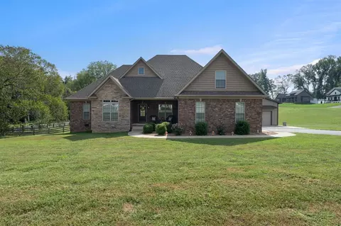 690 Maci St, Bowling Green, KY 42103