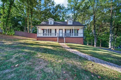 106 Peterson Ln, Scottsville, KY 42164
