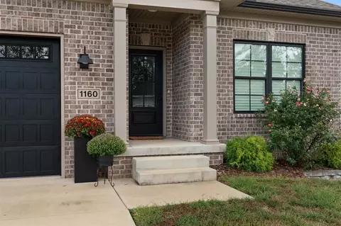 1160 County House Ln, Bowling Green, KY 42101