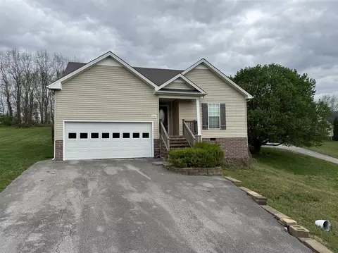 556 Clark Cir, Bowling Green, KY 42103