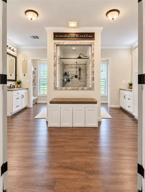 Bath - 3075 Dry Fork Rd, Austin, KY 42123 photo 1 of 7