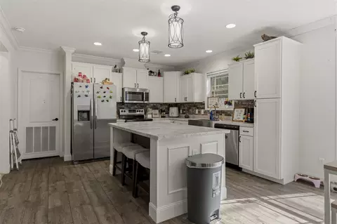 Kitchen - 3075 Dry Fork Rd, Austin, KY 42123 photo 2 of 4