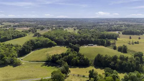 View/Area - 3075 Dry Fork Rd, Austin, KY 42123 photo 3 of 5