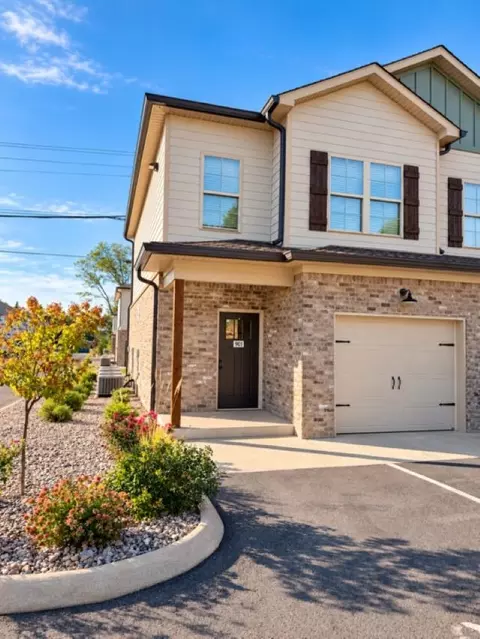 721 Plano Rd, Bowling Green, KY 42104