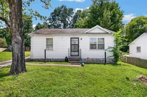 1520 Parkhurst Dr, Bowling Green, KY 42101