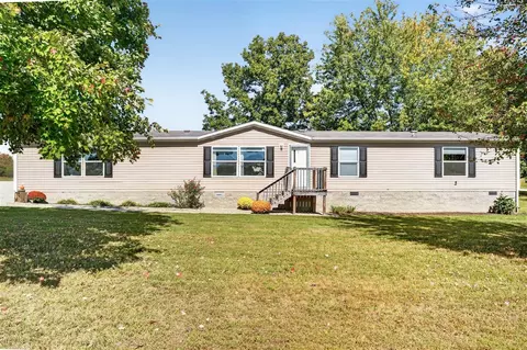 1408 Browning Rd, Auburn, KY 42206
