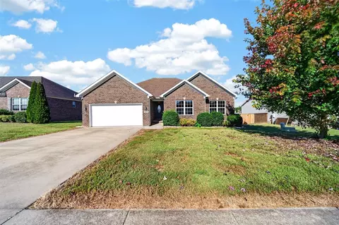 3025 Wyatt Dr, Bowling Green, KY 42101