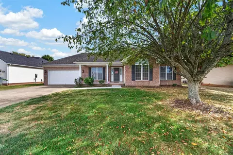 1518 Kenilwood Way, Bowling Green, KY 42104