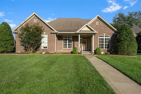 2806 Laurelstone Ln, Bowling Green, KY 42104
